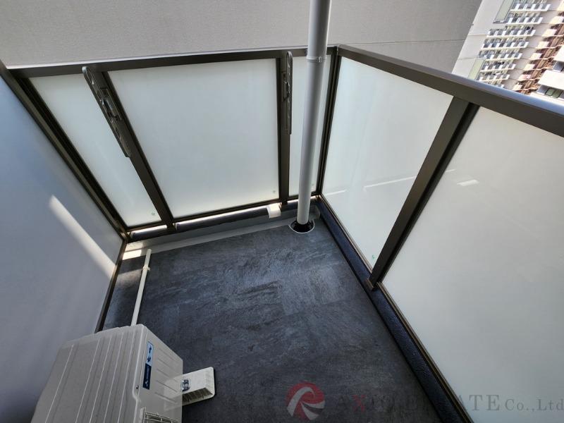 21/30 バルコニー