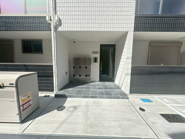 2/5 エントランス