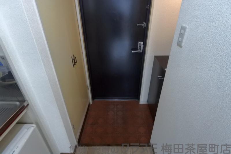 17/30 玄関