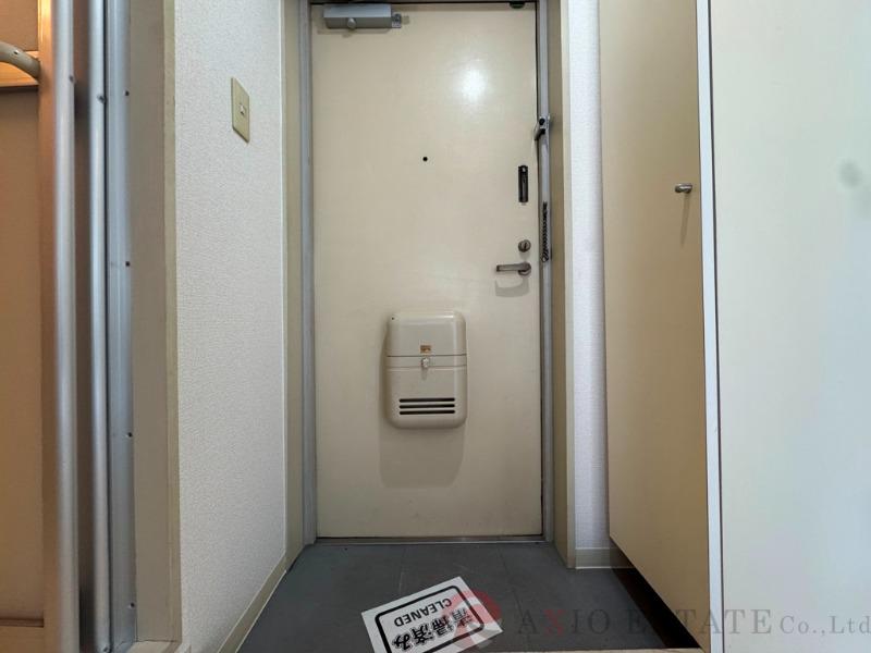 14/30 玄関