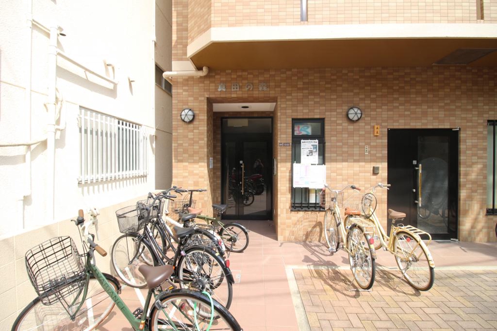 3/4 エントランス