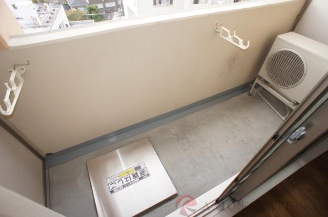 21/30 バルコニー