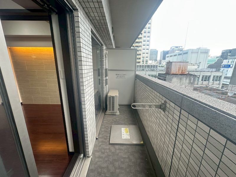 19/30 バルコニー