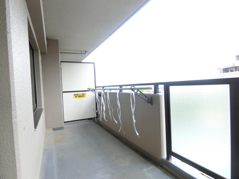 19/30 バルコニー