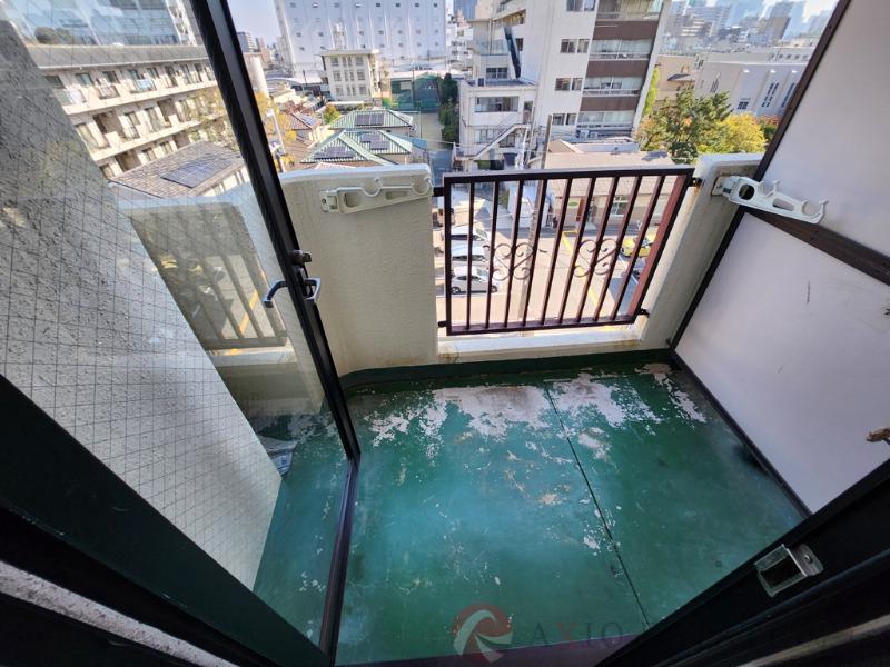 21/30 バルコニー