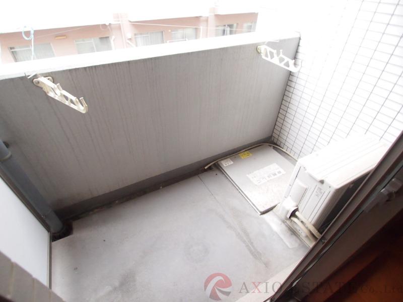 21/30 バルコニー