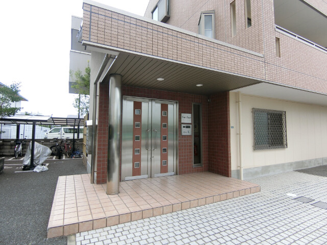 3/6 エントランス