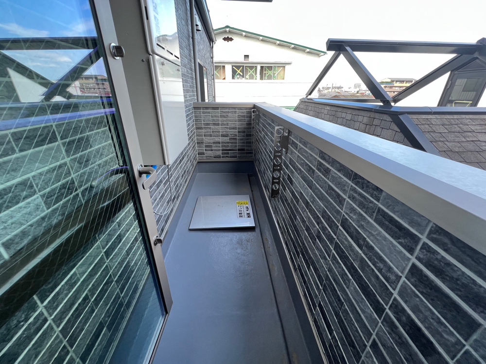 19/30 バルコニー