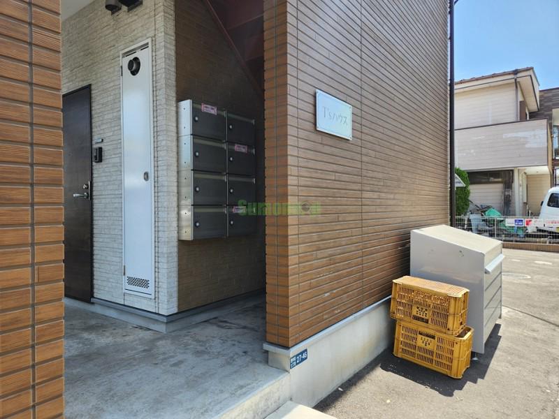 14/20 エントランス