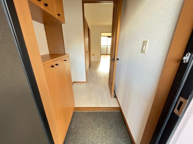 16/29 玄関