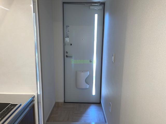 14/27 玄関