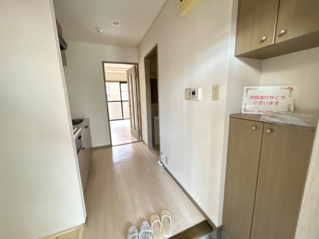 13/29 玄関