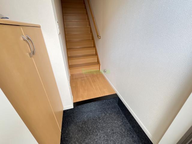 13/29 玄関