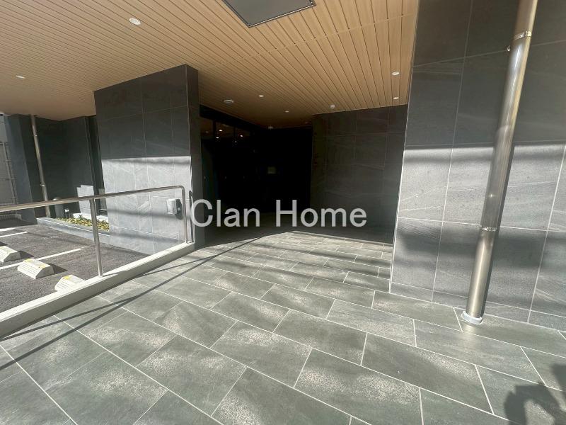 2/4 エントランス