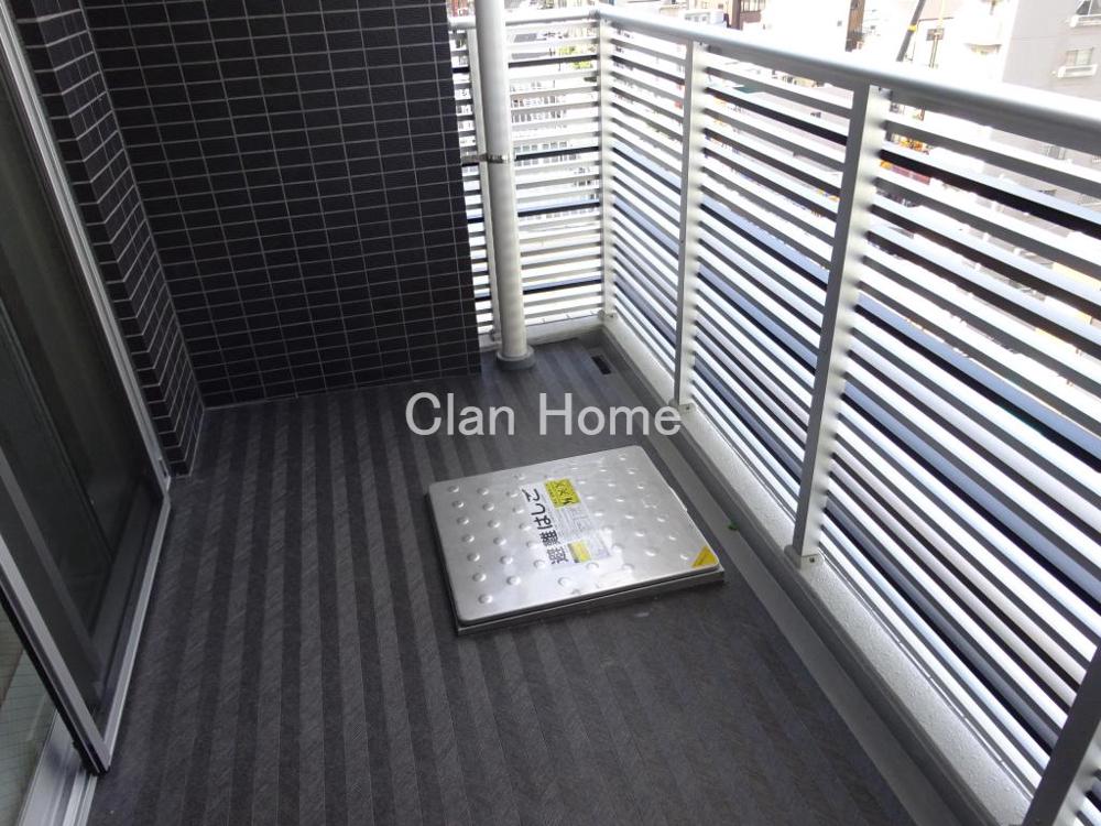 23/30 バルコニー