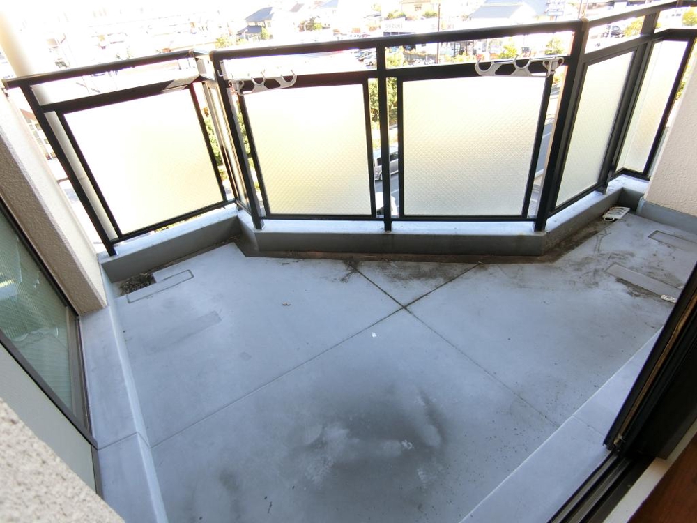 19/30 バルコニー