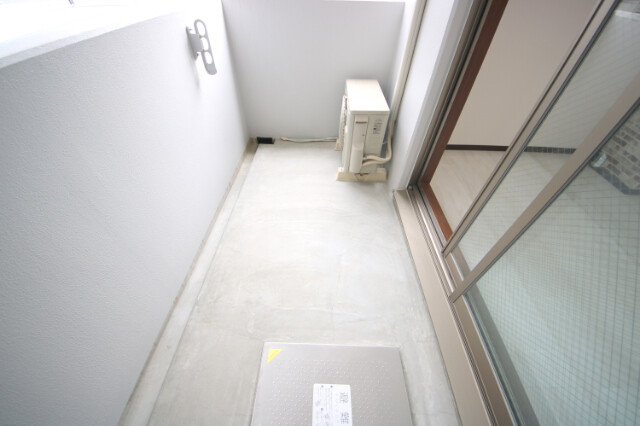 21/30 バルコニー