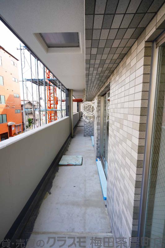 21/30 バルコニー