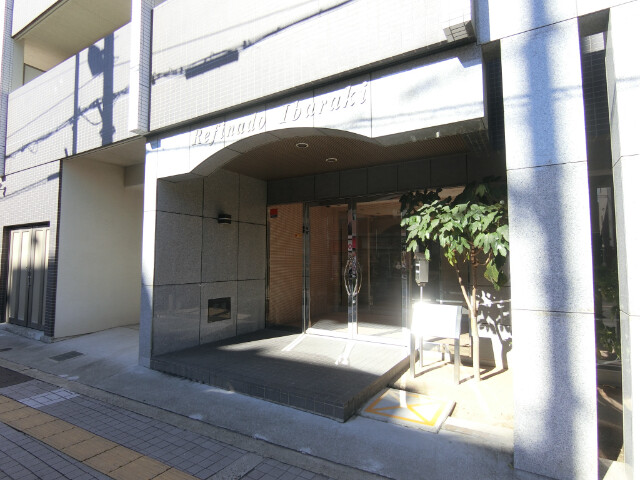 3/6 エントランス