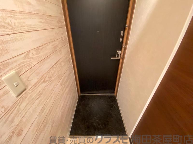 14/30 玄関