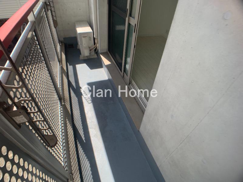 21/30 バルコニー