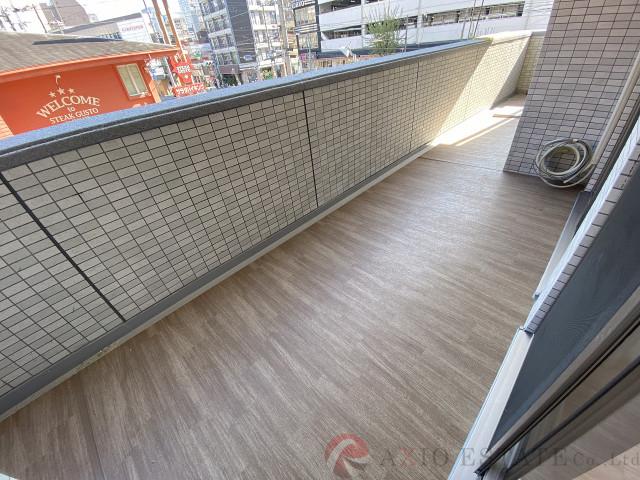 21/30 バルコニー