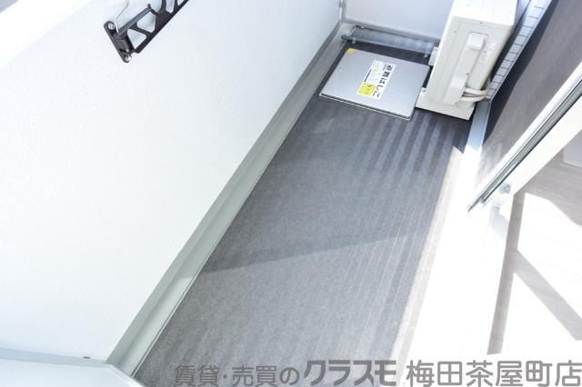 21/30 バルコニー