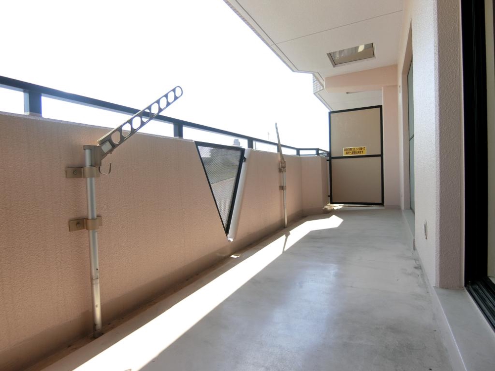 18/30 バルコニー