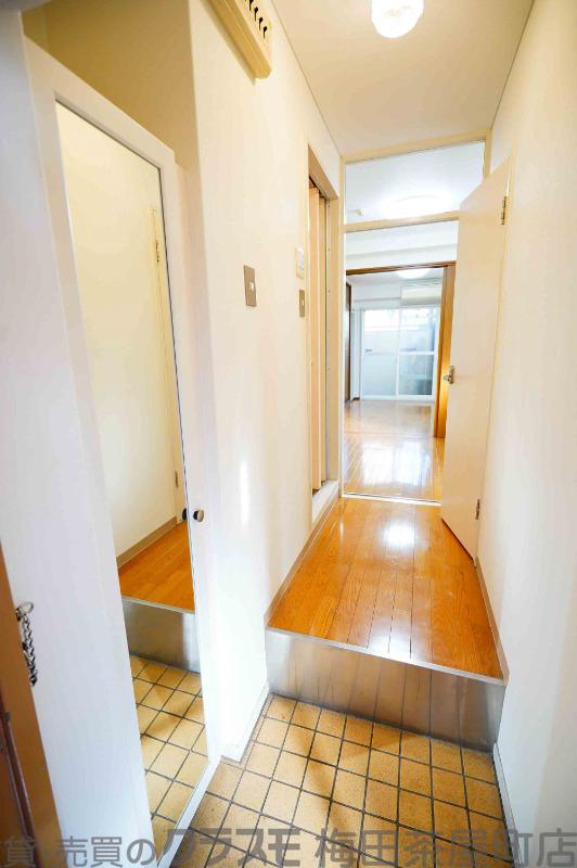 14/30 玄関