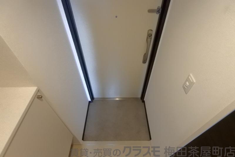 14/30 玄関
