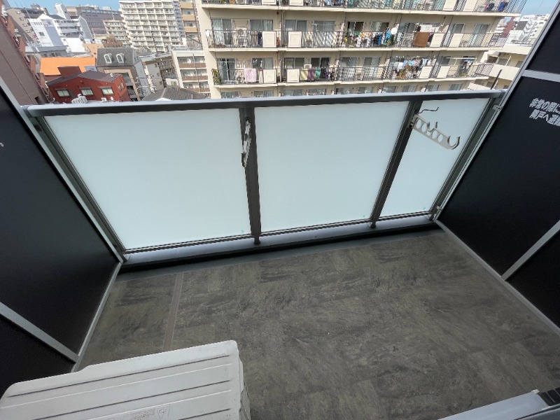 20/30 バルコニー