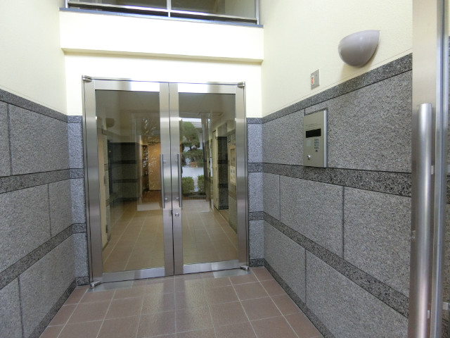 3/7 エントランス