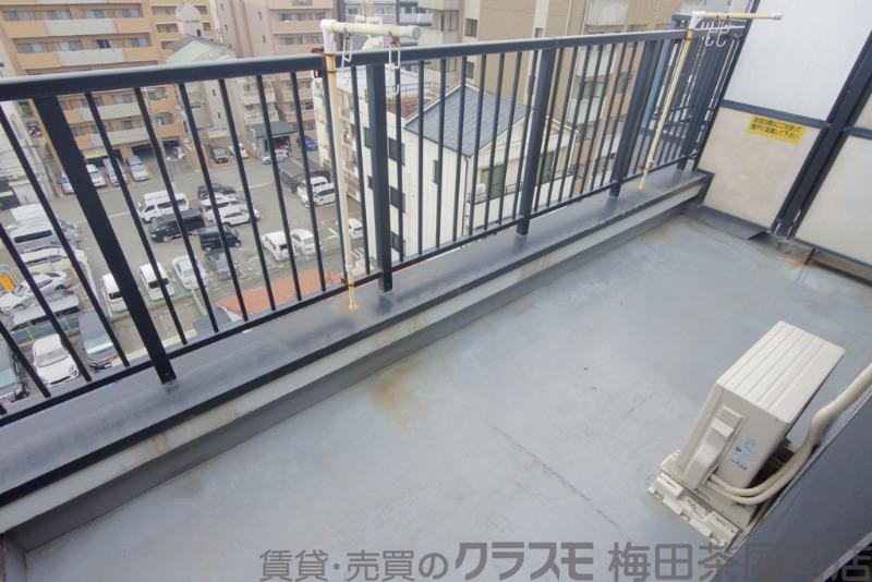 23/30 バルコニー