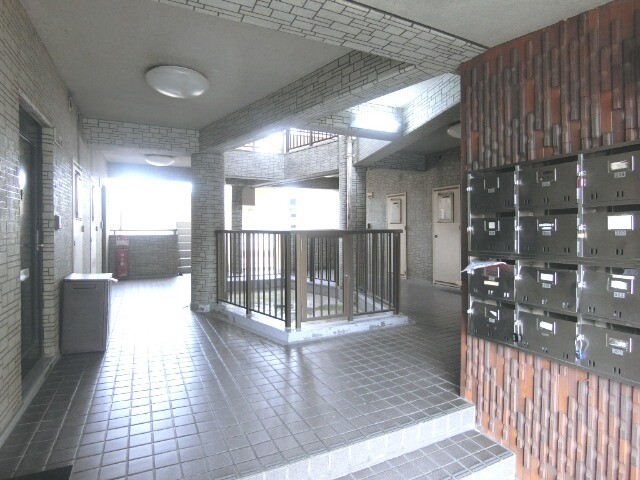 3/5 エントランス