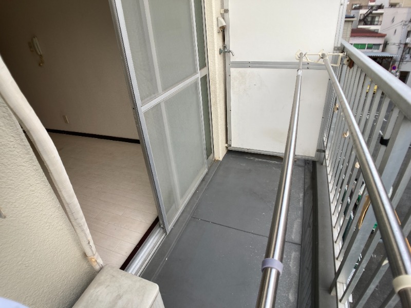 20/30 バルコニー