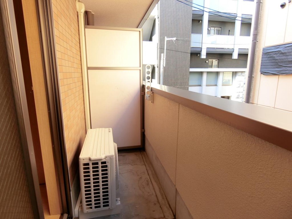 20/30 バルコニー