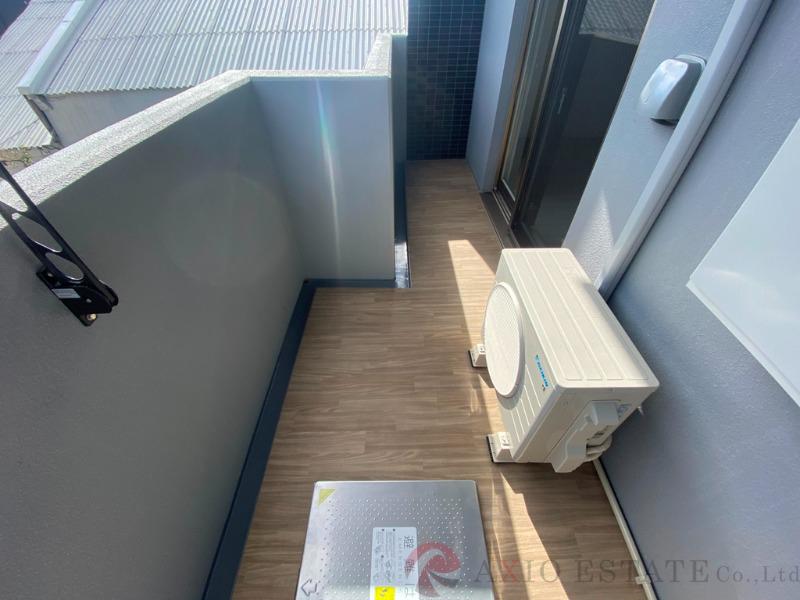 21/30 バルコニー