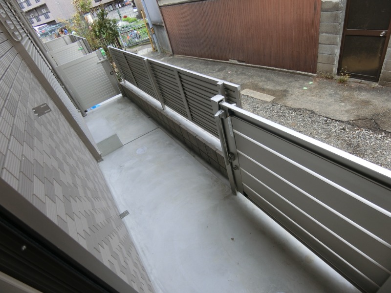 19/30 バルコニー