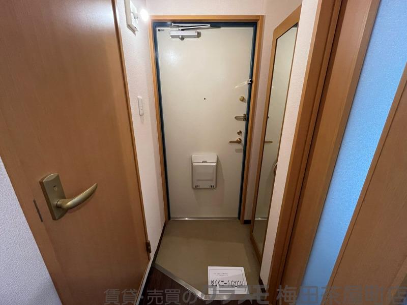 14/30 玄関