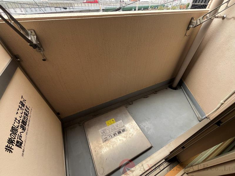 21/30 バルコニー