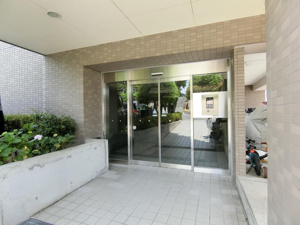 29/30 エントランス