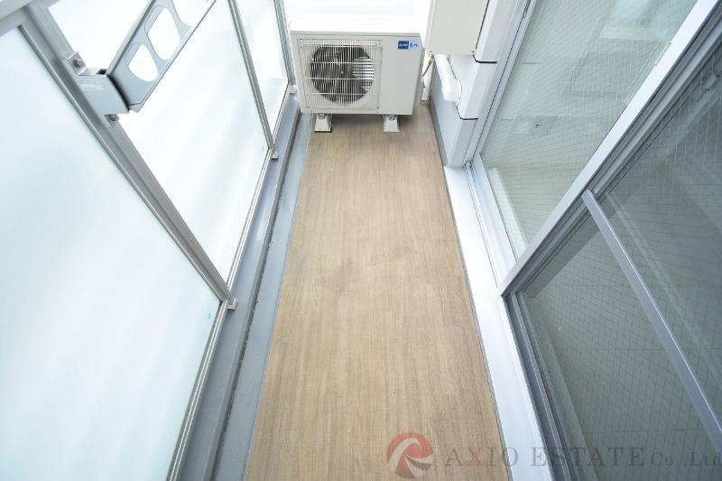 23/30 バルコニー