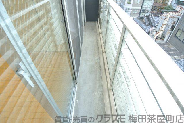 21/30 バルコニー