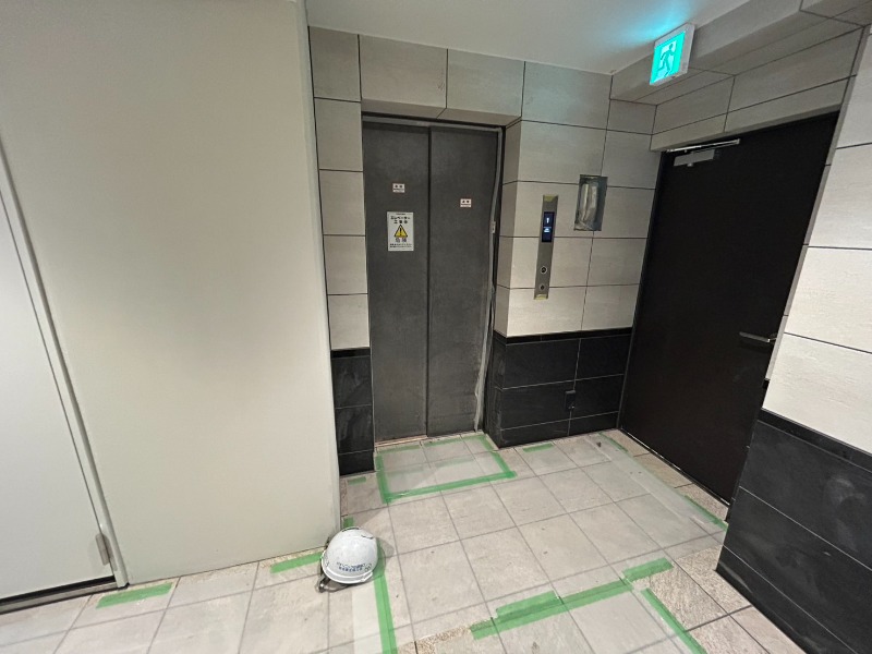 29/30 エントランス