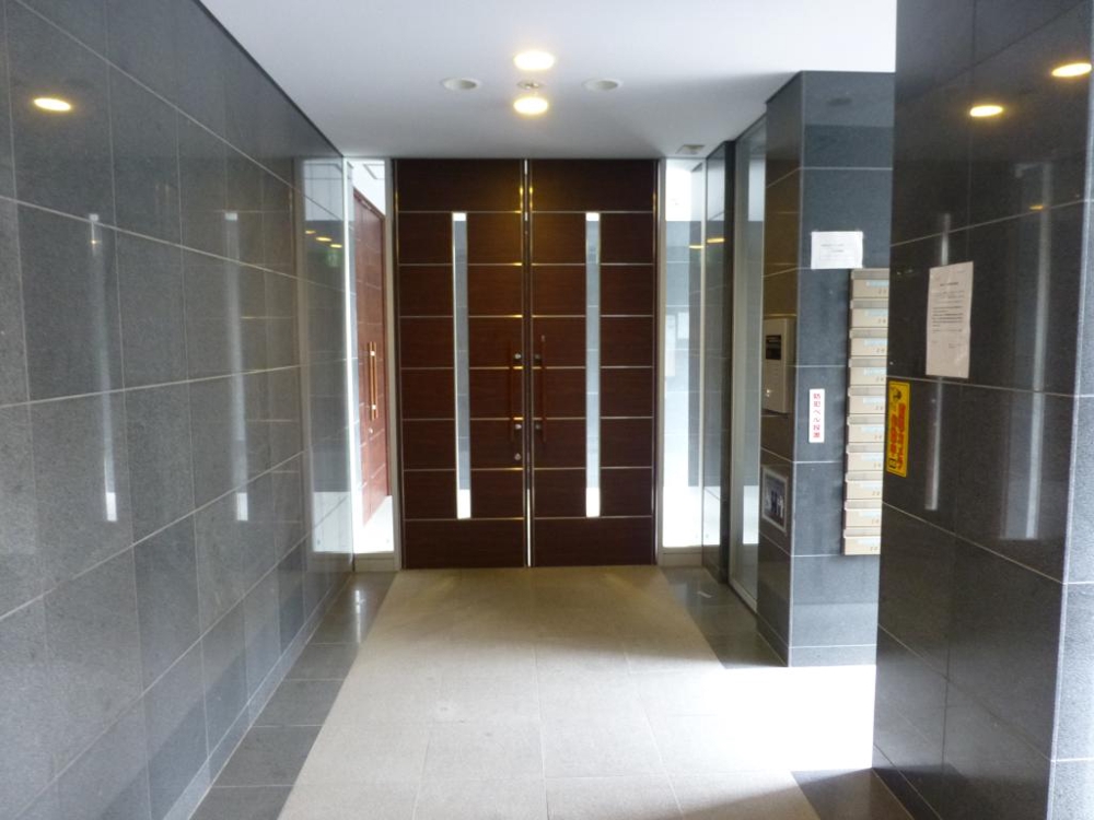 2/6 エントランス