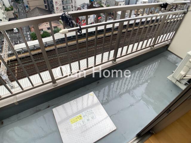 20/30 バルコニー