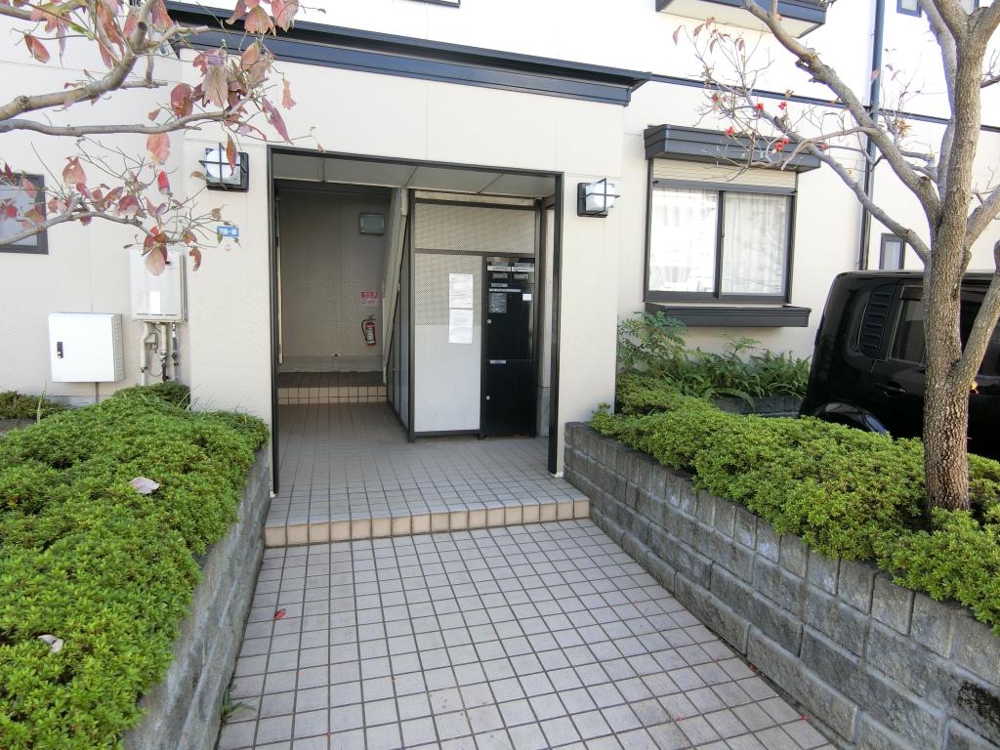 3/8 エントランス