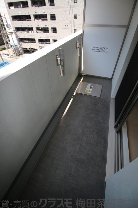 21/30 バルコニー