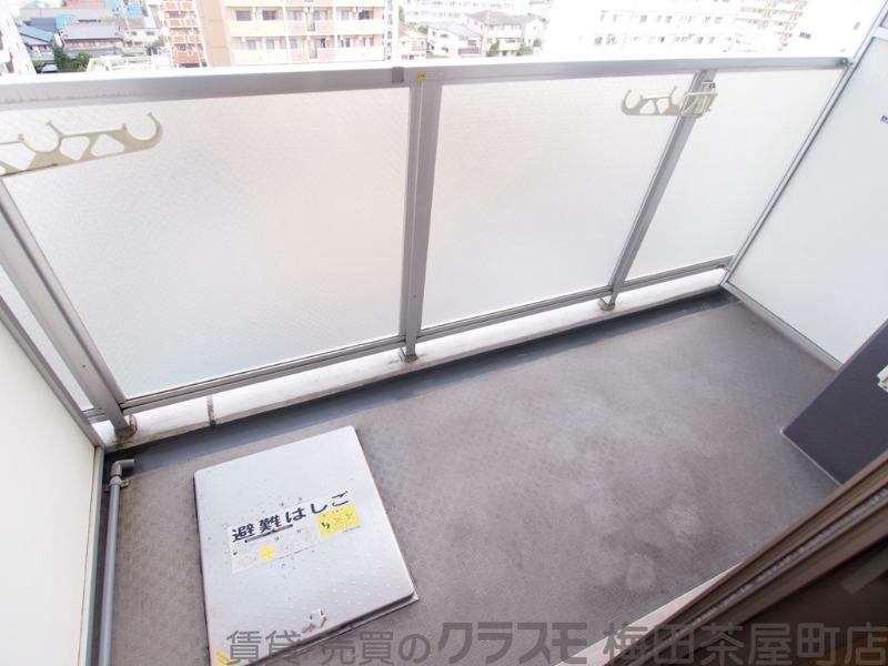 23/30 バルコニー