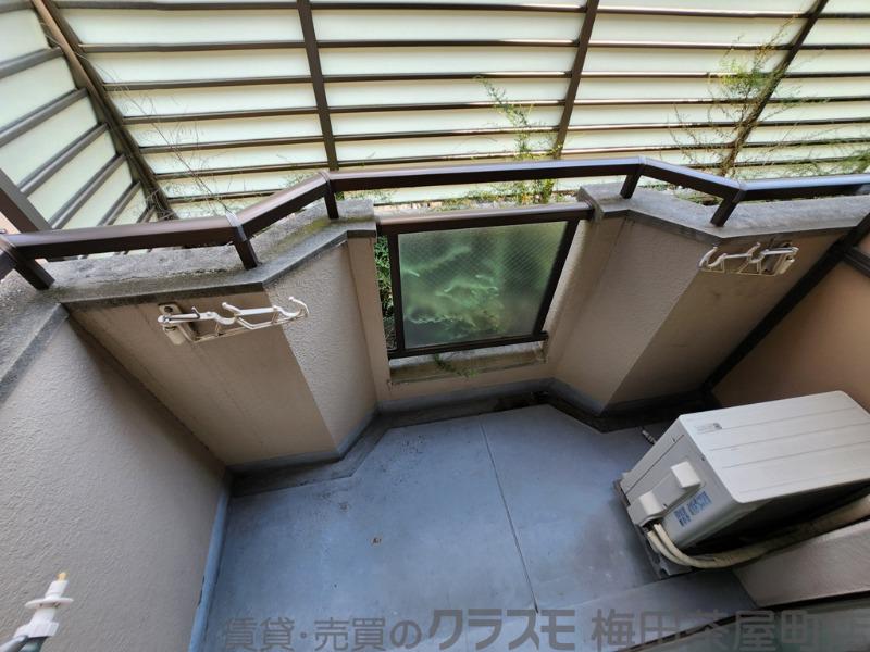 21/30 バルコニー